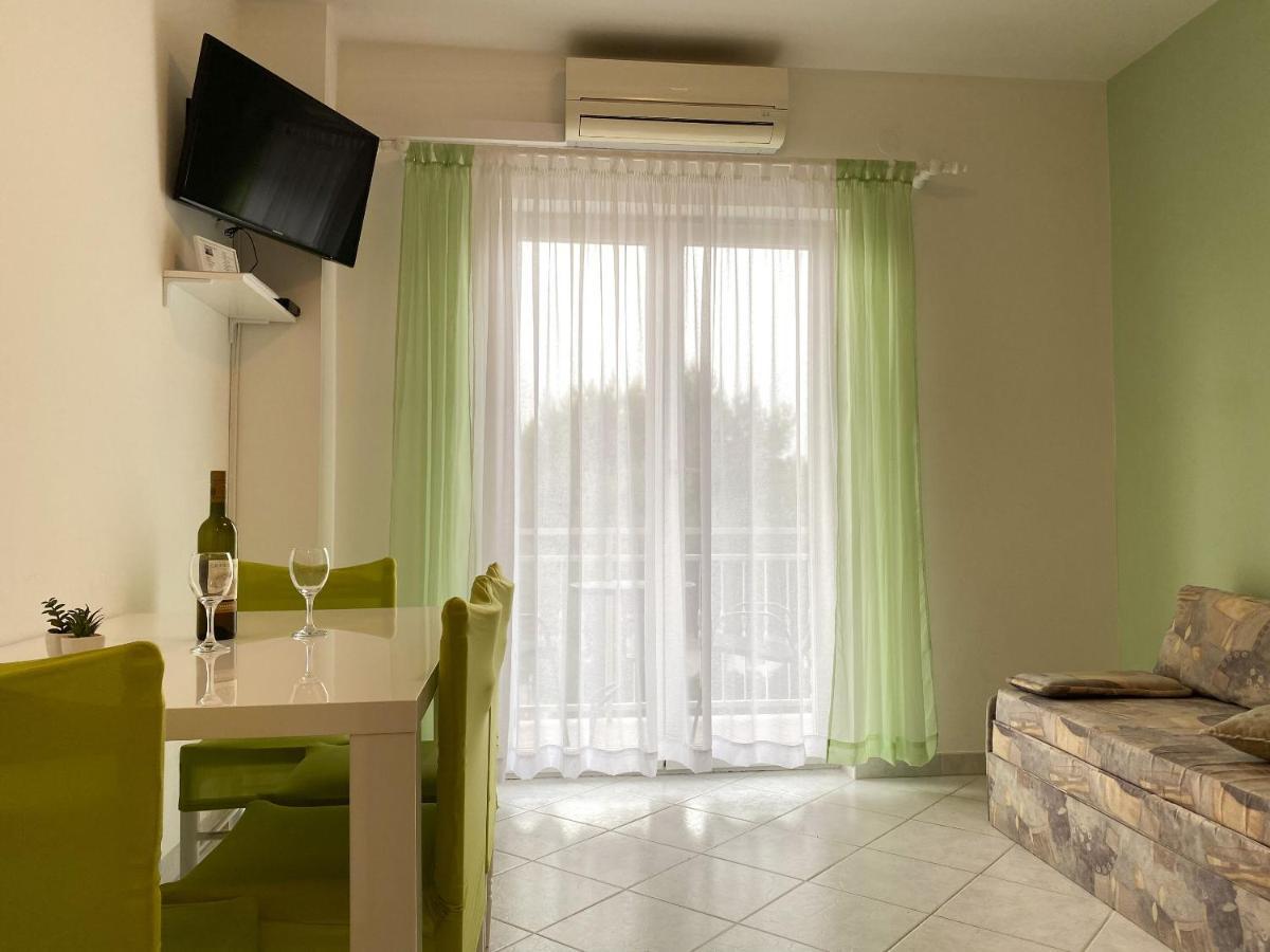 Apartments Pulic 扎博里克 外观 照片