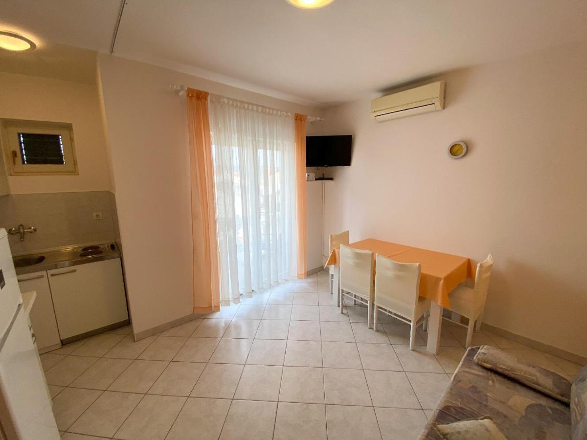 Apartments Pulic 扎博里克 外观 照片