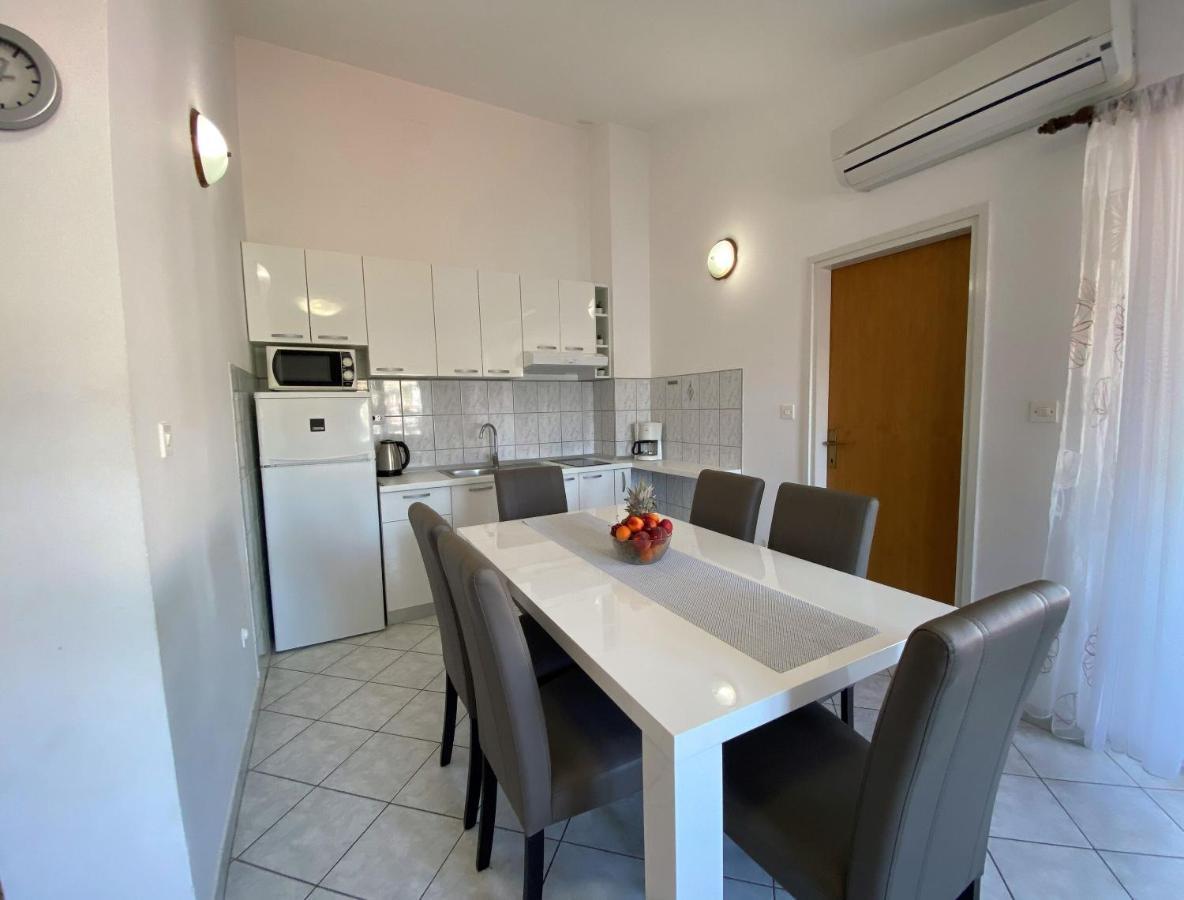 Apartments Pulic 扎博里克 外观 照片