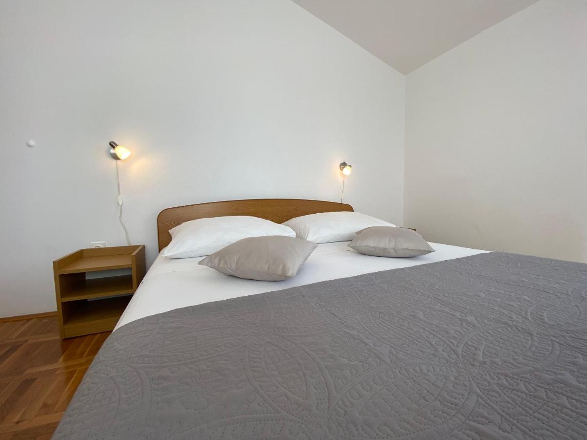 Apartments Pulic 扎博里克 外观 照片