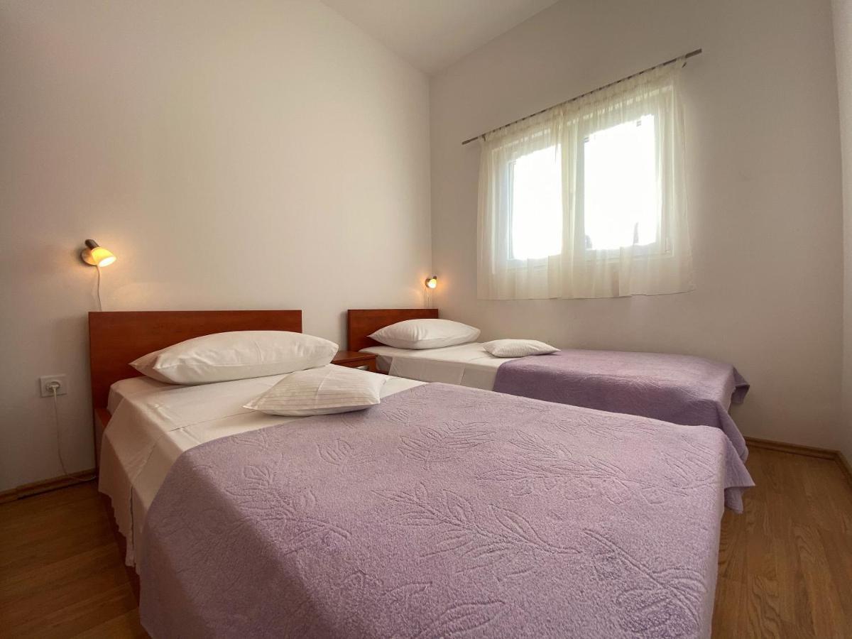 Apartments Pulic 扎博里克 外观 照片