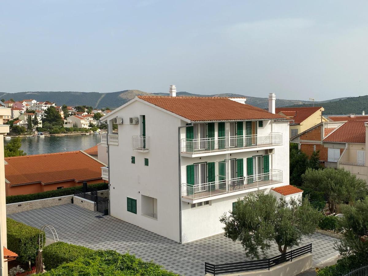 Apartments Pulic 扎博里克 外观 照片